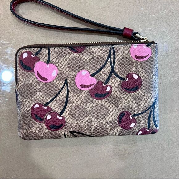 Coach Cherry 🍒 Pouch And Scarf - Picture 4 of 5